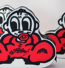 Load image into Gallery viewer, THE FAMOUS BABY